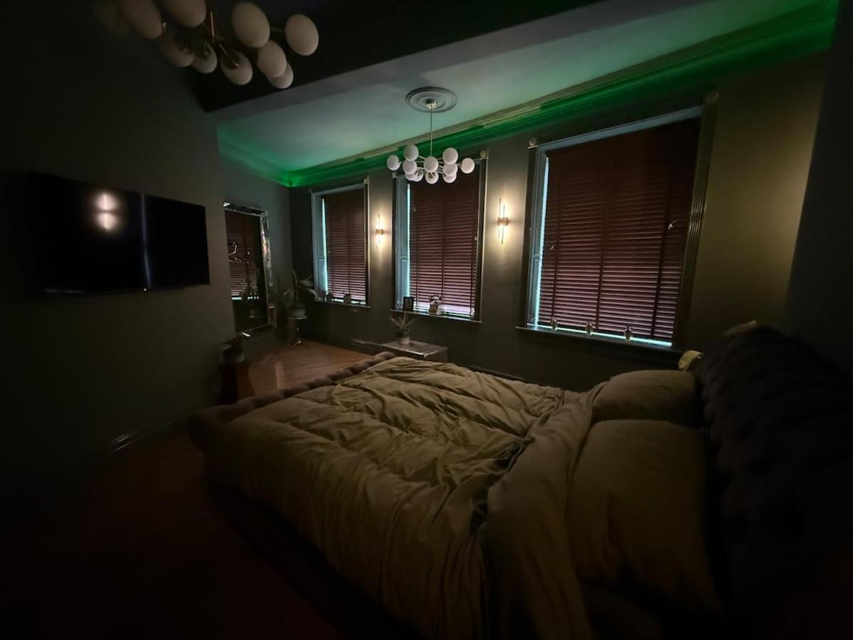 The Loft At One Luxury Penthouse Apartment Wigan Exterior photo