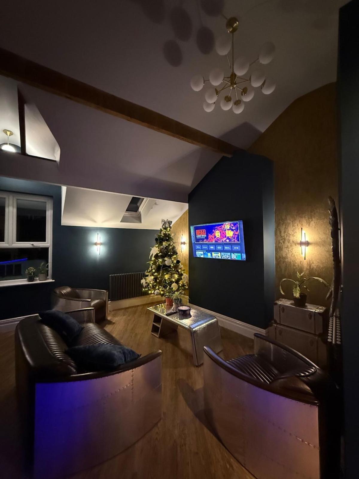The Loft At One Luxury Penthouse Apartment Wigan Exterior photo